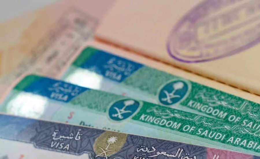 Saudi Arabia Reopens Multiple-Entry Visit Visa for Pakistani Citizens